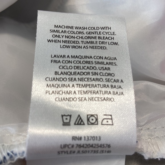 Isaac Mizrahi Tailored Short Dotty Print Flat Front Pockets Women's Size 14 - Picture 11 of 12